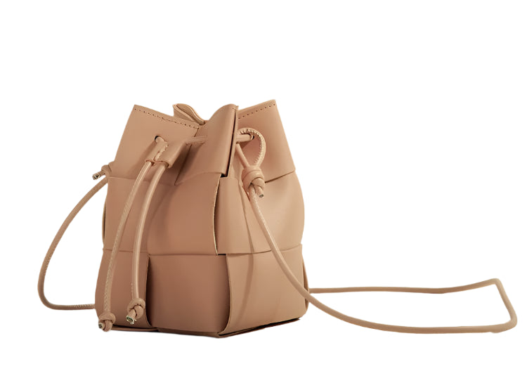 Small Woven Bucket Bag – Drawstring Designer Shoulder Handbag for Women