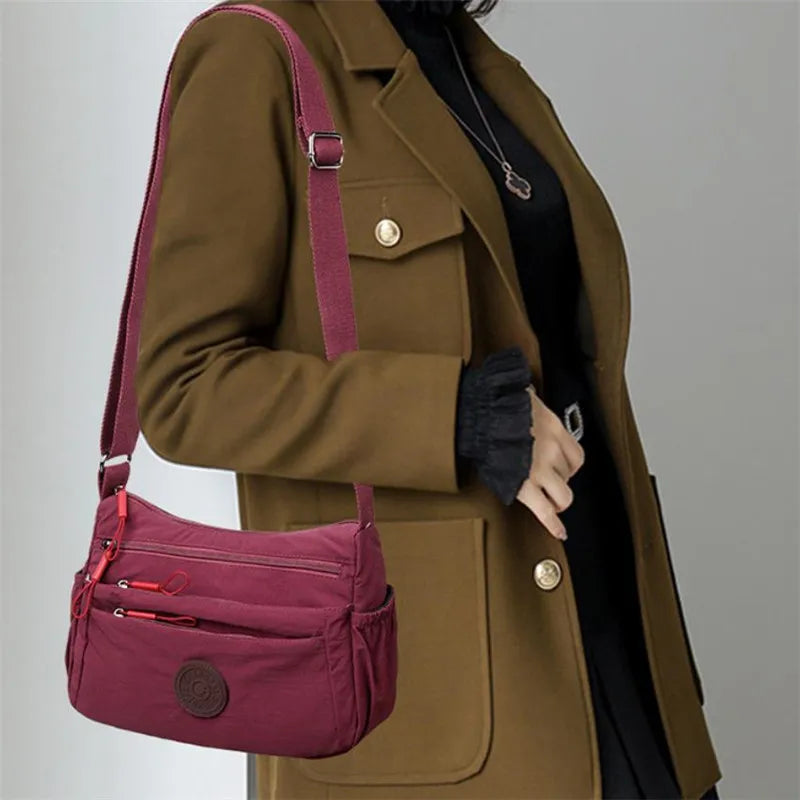 Women's Multi-Layer Crossbody Bag: Solid Color Multi-Pocket Versatile