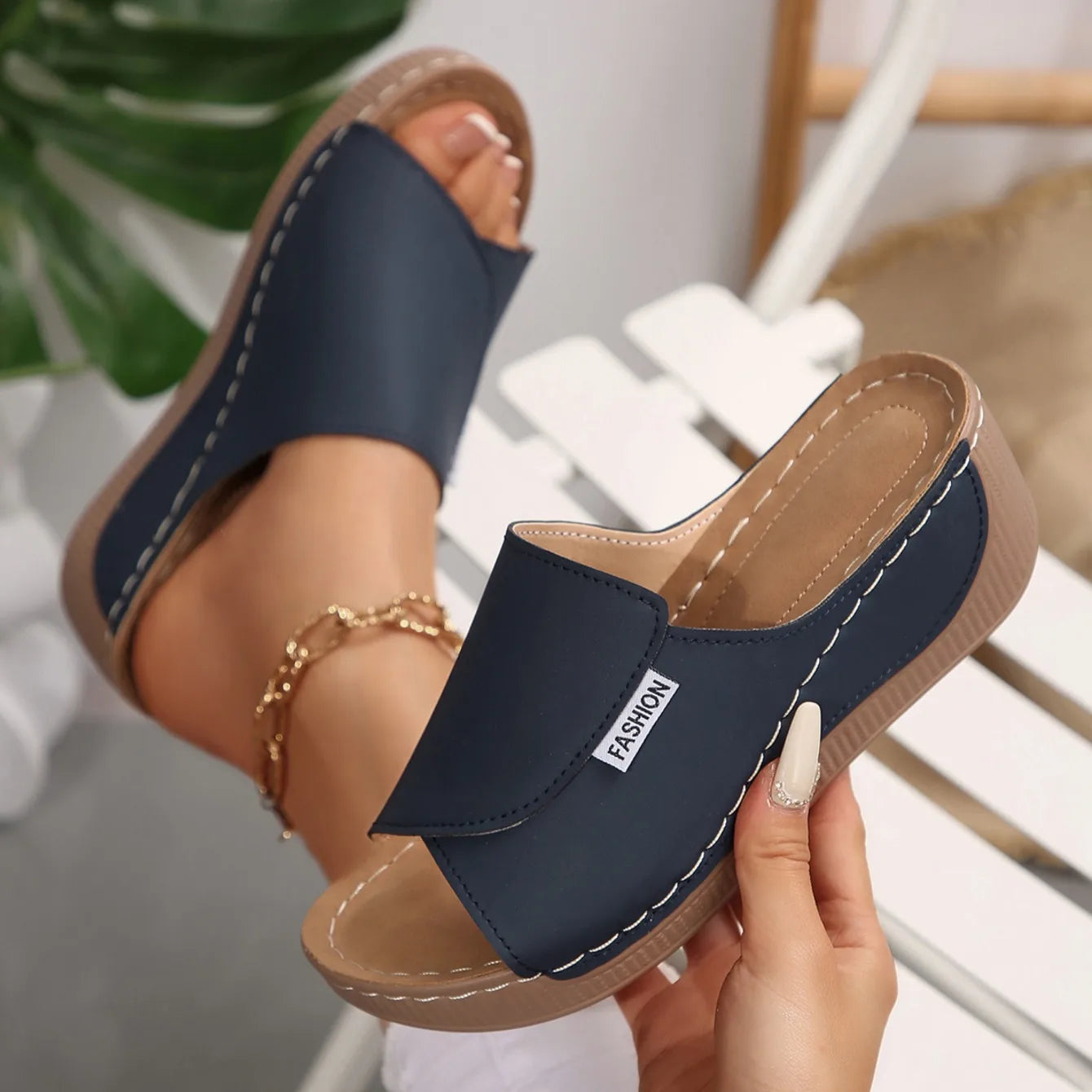 Women's Summer Wedge Slippers - Open Toe Breathable Buckle Sandals