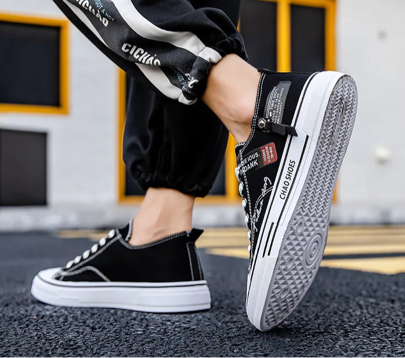 Men's Summer Canvas Sneakers: Low-Top, Breathable, Trendy Sneakers