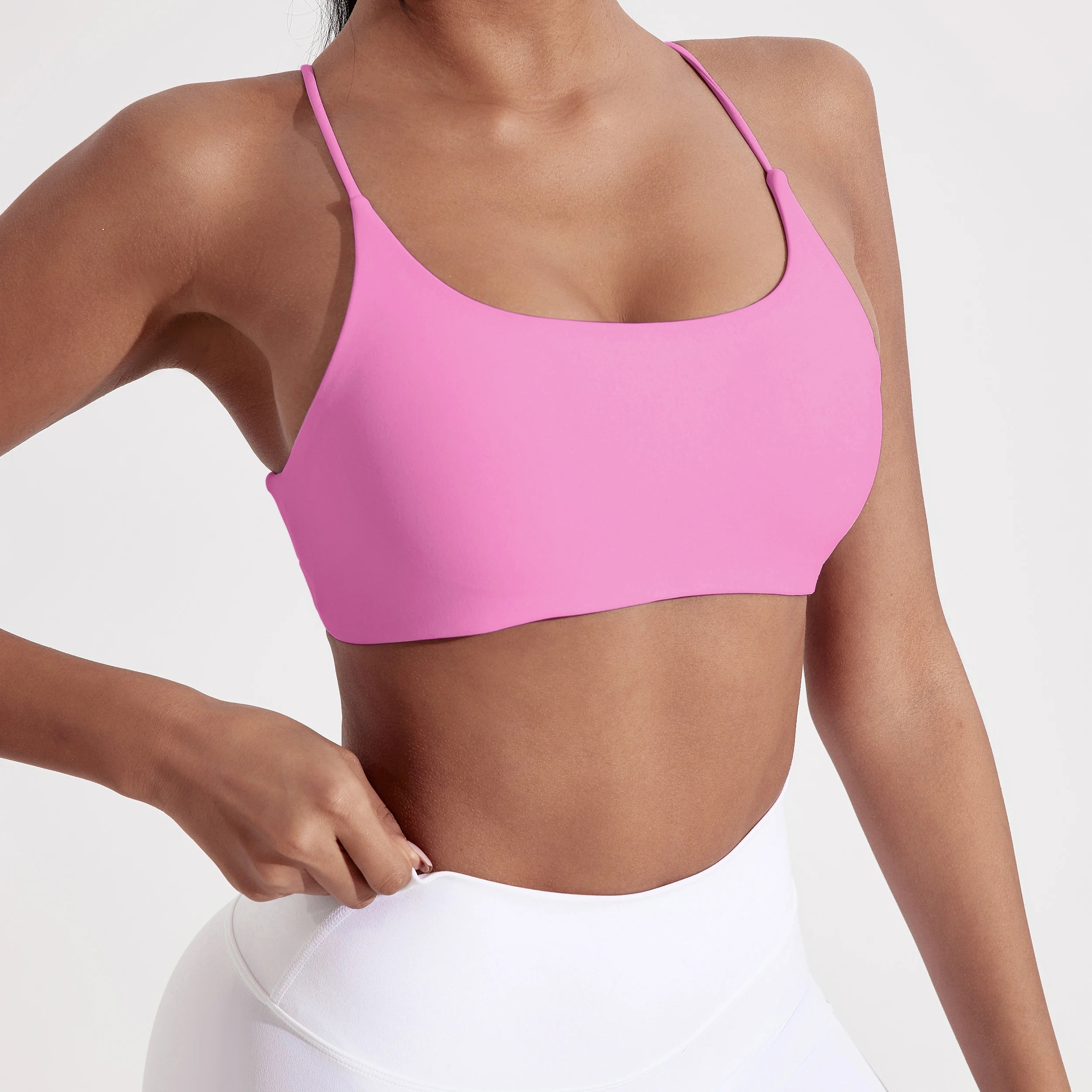 Women's Cross Back Sports Bra: Solid Color Fitness Top for Yoga