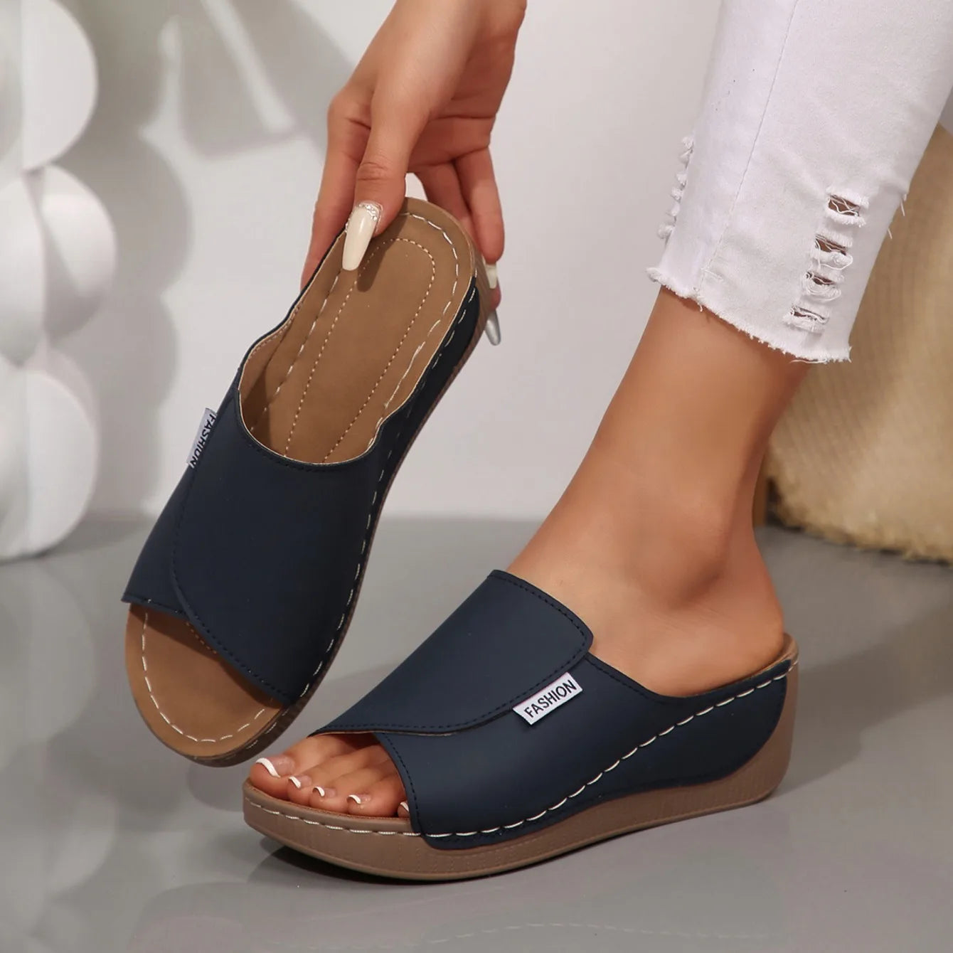 Women's Summer Wedge Slippers - Open Toe Breathable Buckle Sandals