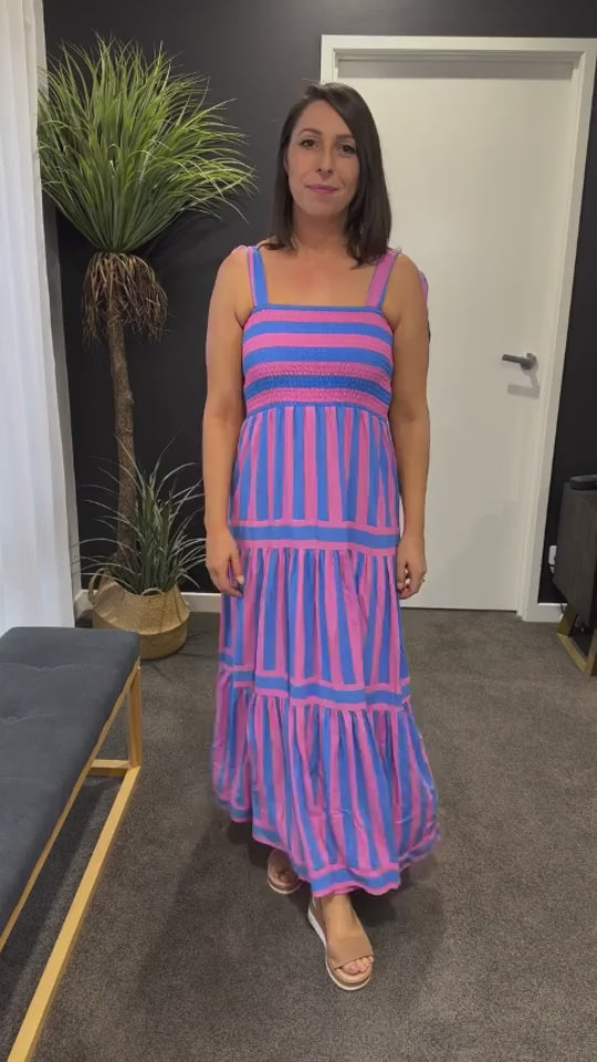 Summer Striped Backless Long Dress: Square Neck & Pockets video 4
